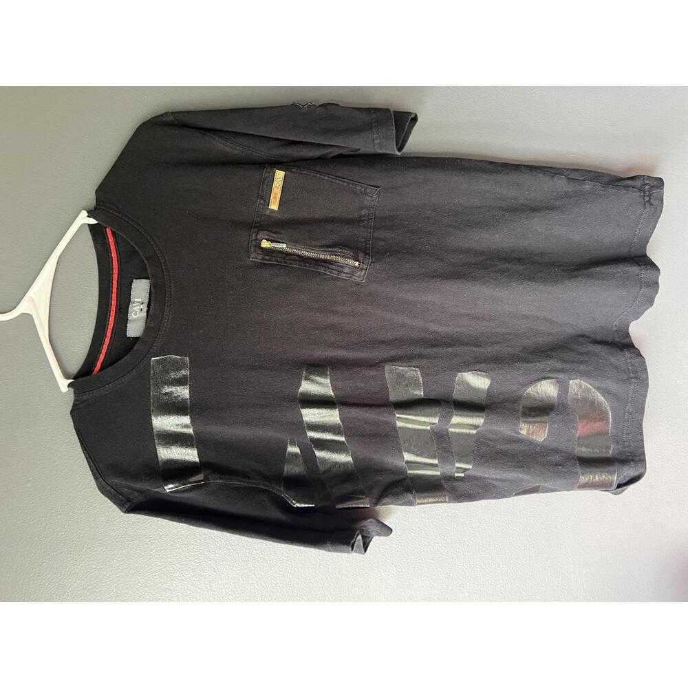 CAVI Men's Black Graphic Tee with Zip Pocket